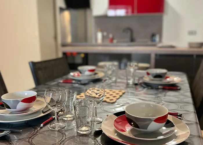 Medieval Le De La Rue Droite 3 *