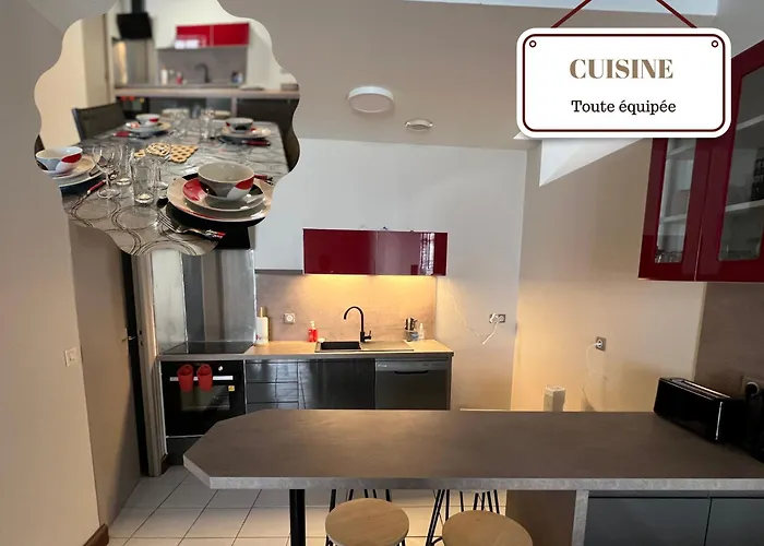 Medieval Le De La Rue Droite 3